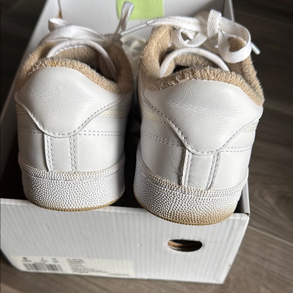 Reebok x JJJJound White Sneakers - Picture 4 of 7